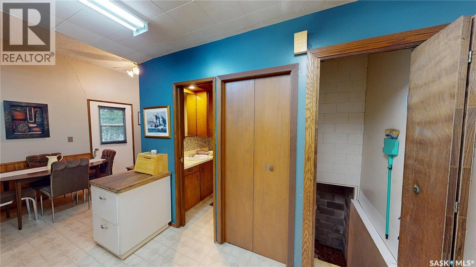 100 Lonsdale STREET, Wawota — photo 9