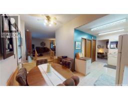 Laundry room - 100 Lonsdale Street, Wawota, SK S0G5A0 Photo 10