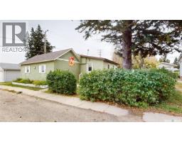 100 Lonsdale Street, Wawota, SK S0G5A0 Photo 35