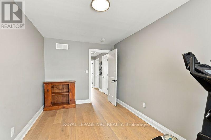 1530 Niagara Stone Road — photo 18