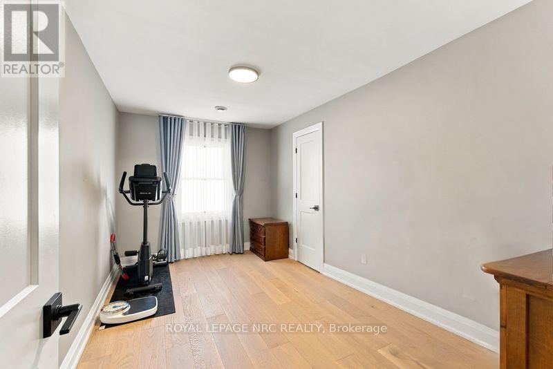 1530 Niagara Stone Road — photo 17