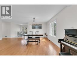 Family room/Fireplace - 1670 Lyons, Lasalle, ON N9J3K4 Photo 11