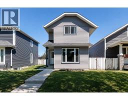 149 Taradale Close NE - photo 1