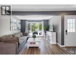149 Taradale Close NE - photo 2