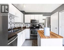 149 Taradale Close NE - photo 6