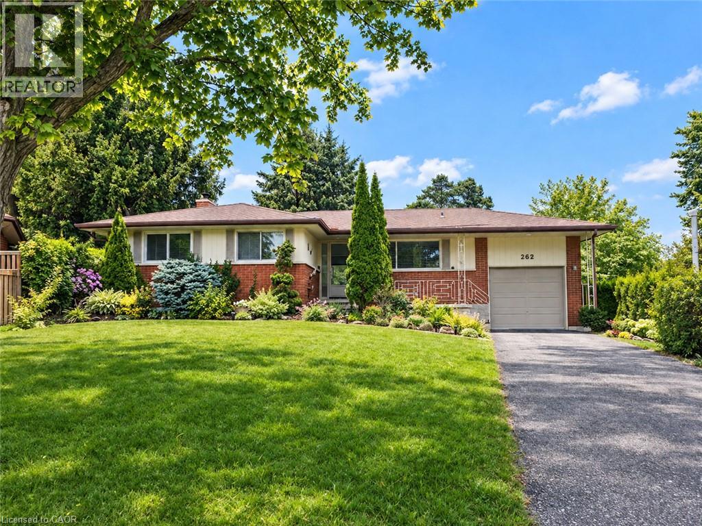 262 CARLAW Place