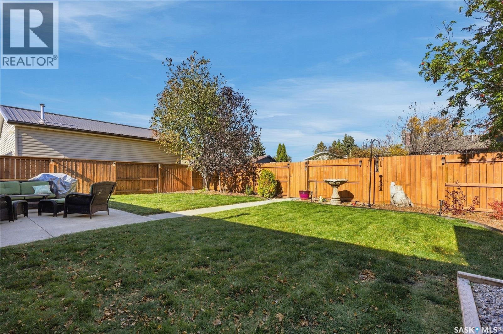 2001 9th AVENUE - 30