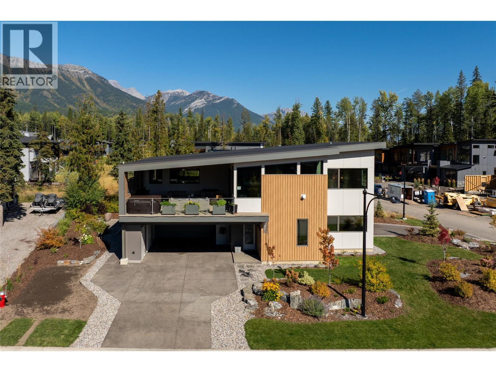 1 Huckleberry Place - 1
