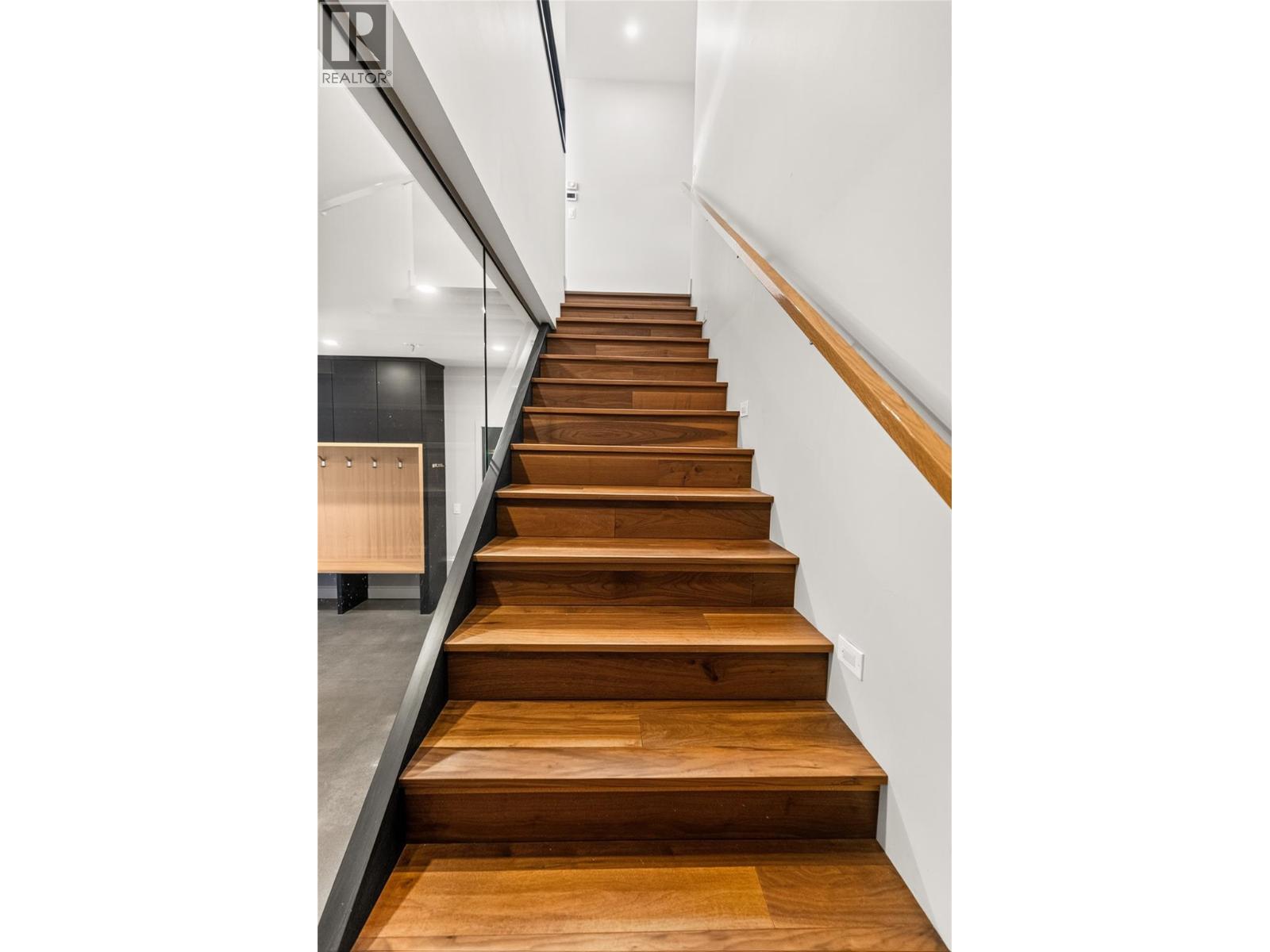1 Huckleberry Place - 22