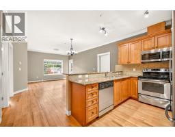 Primary Bedroom - 1330 Whitewood Crescent Unit# 210, Sparwood, BC V0B2G2 Photo 6