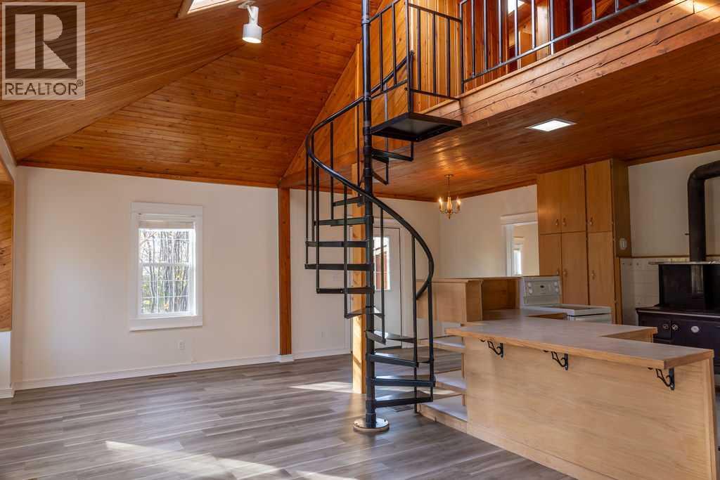 10714 92 Street - 26