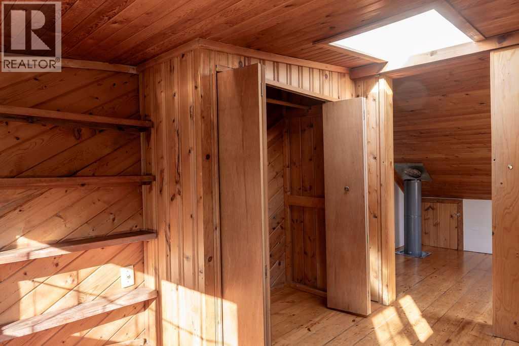 10714 92 Street - Image 39