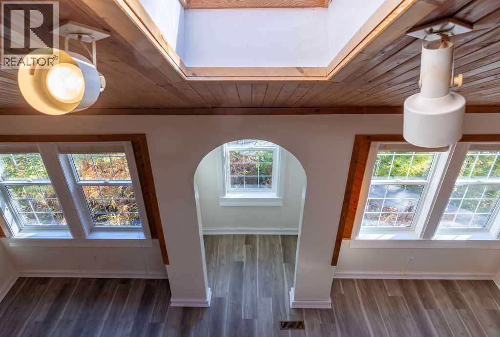 10714 92 Street - Image 37