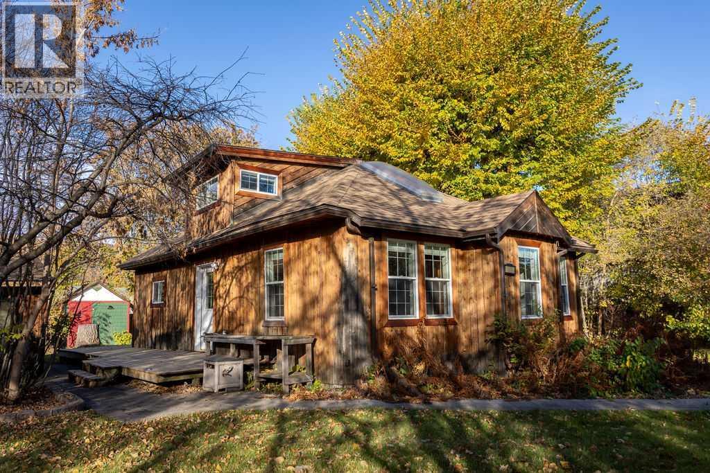 10714 92 Street - Image 9