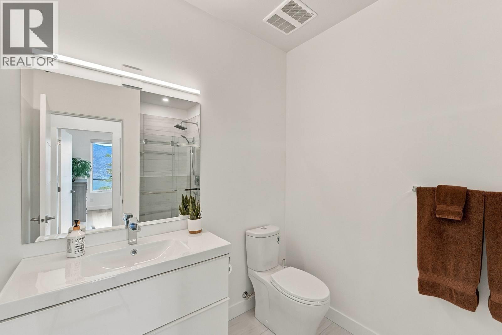  3671 McKinley Beach Drive, Kelowna