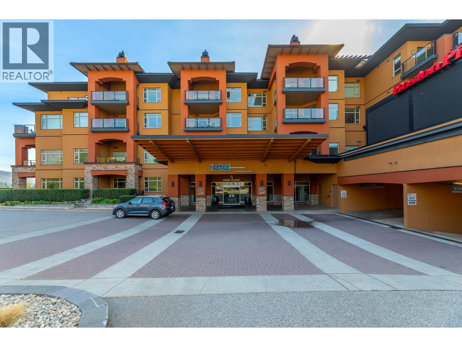209 15 PARK Place, Osoyoos - Image 1