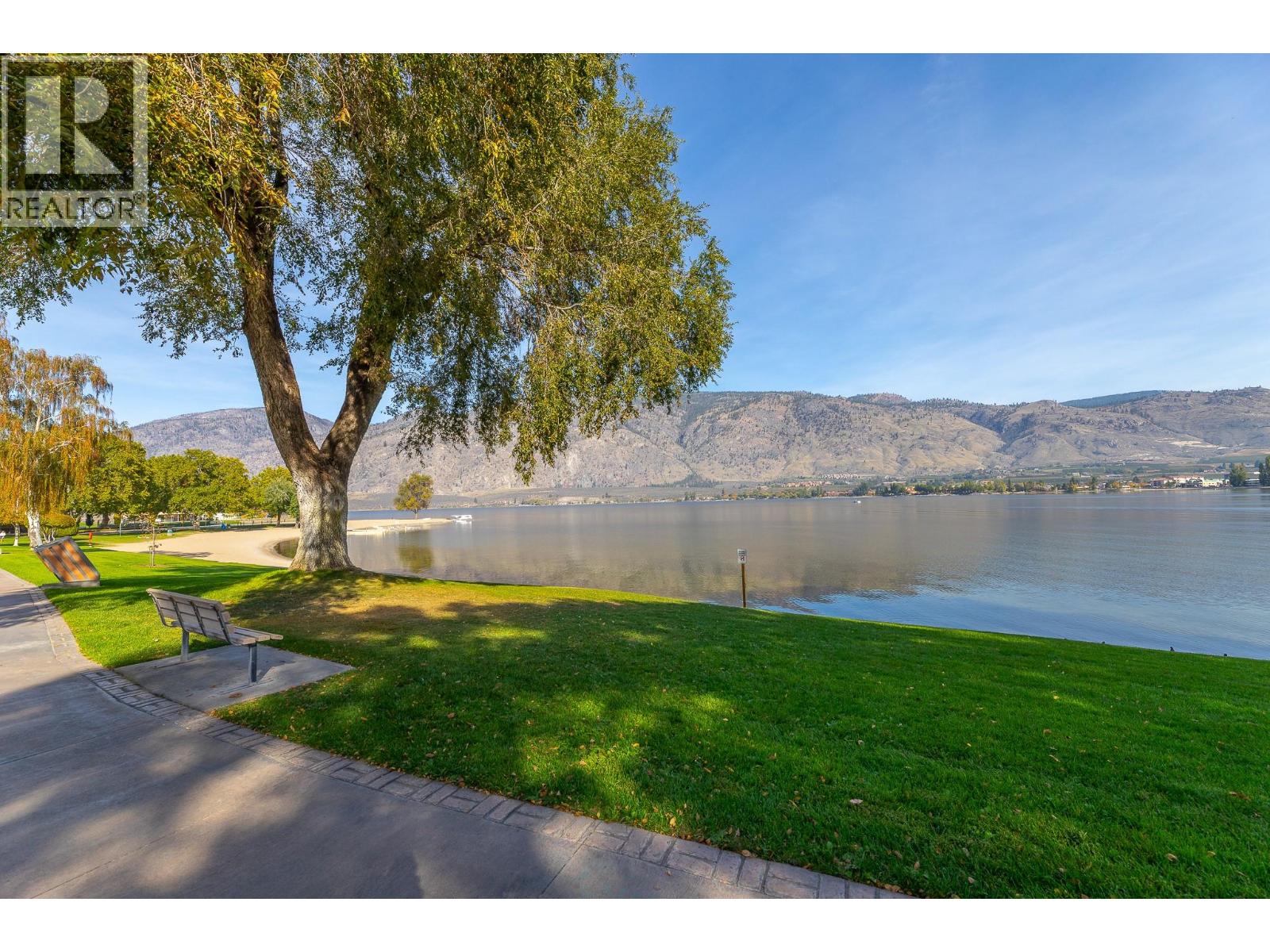 209 15 PARK Place, Osoyoos - Image 1