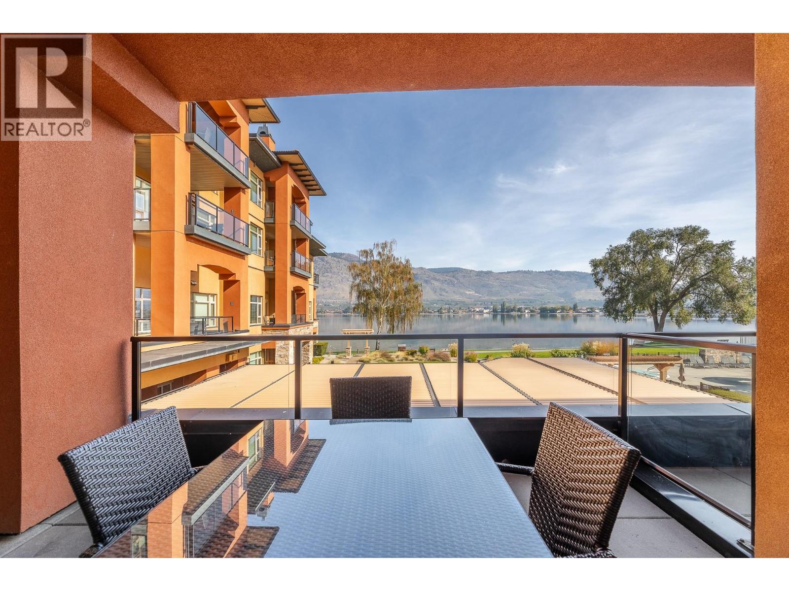 209 15 PARK Place, Osoyoos - Image 1