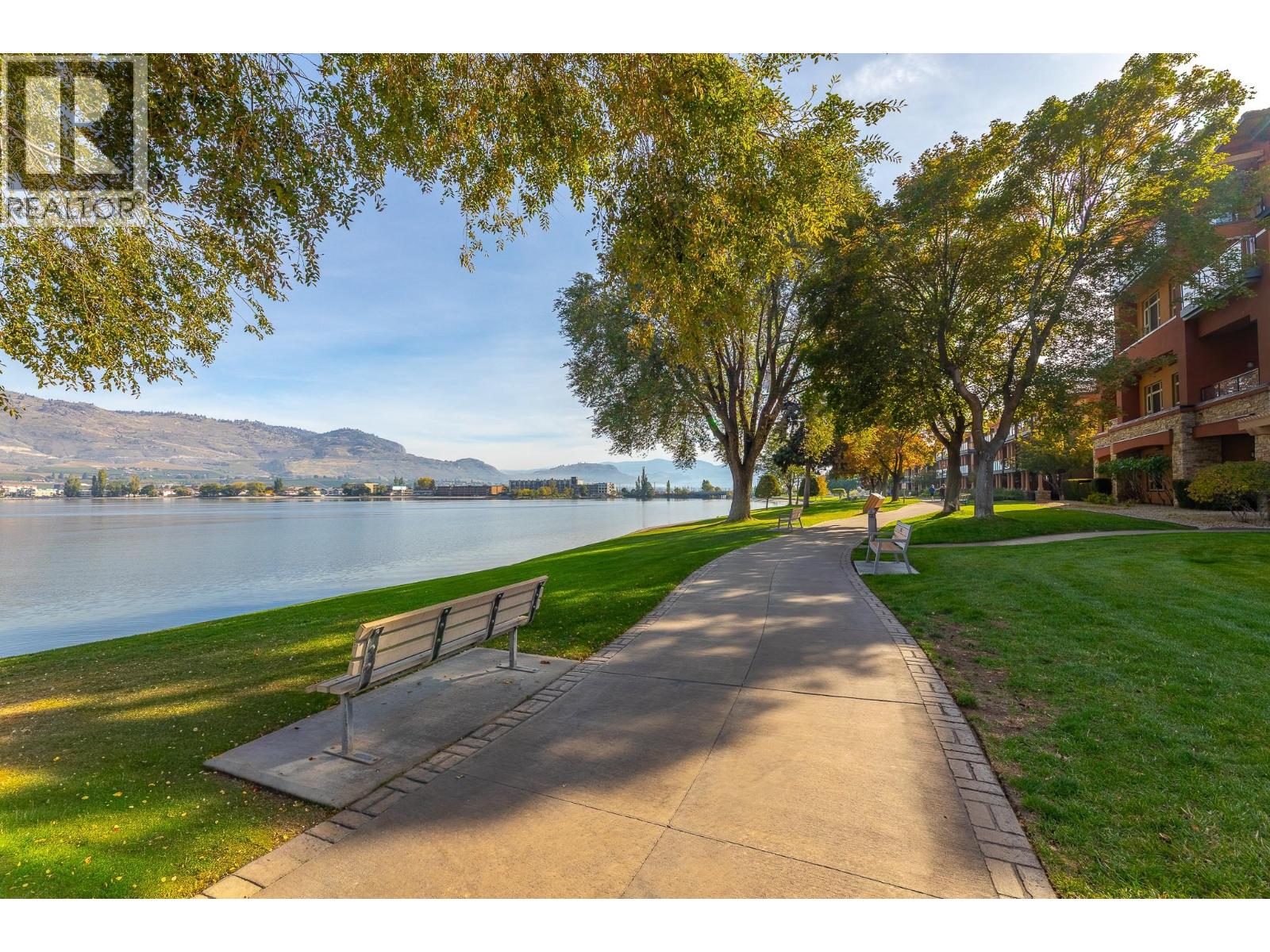 209 15 PARK Place, Osoyoos - Image 1