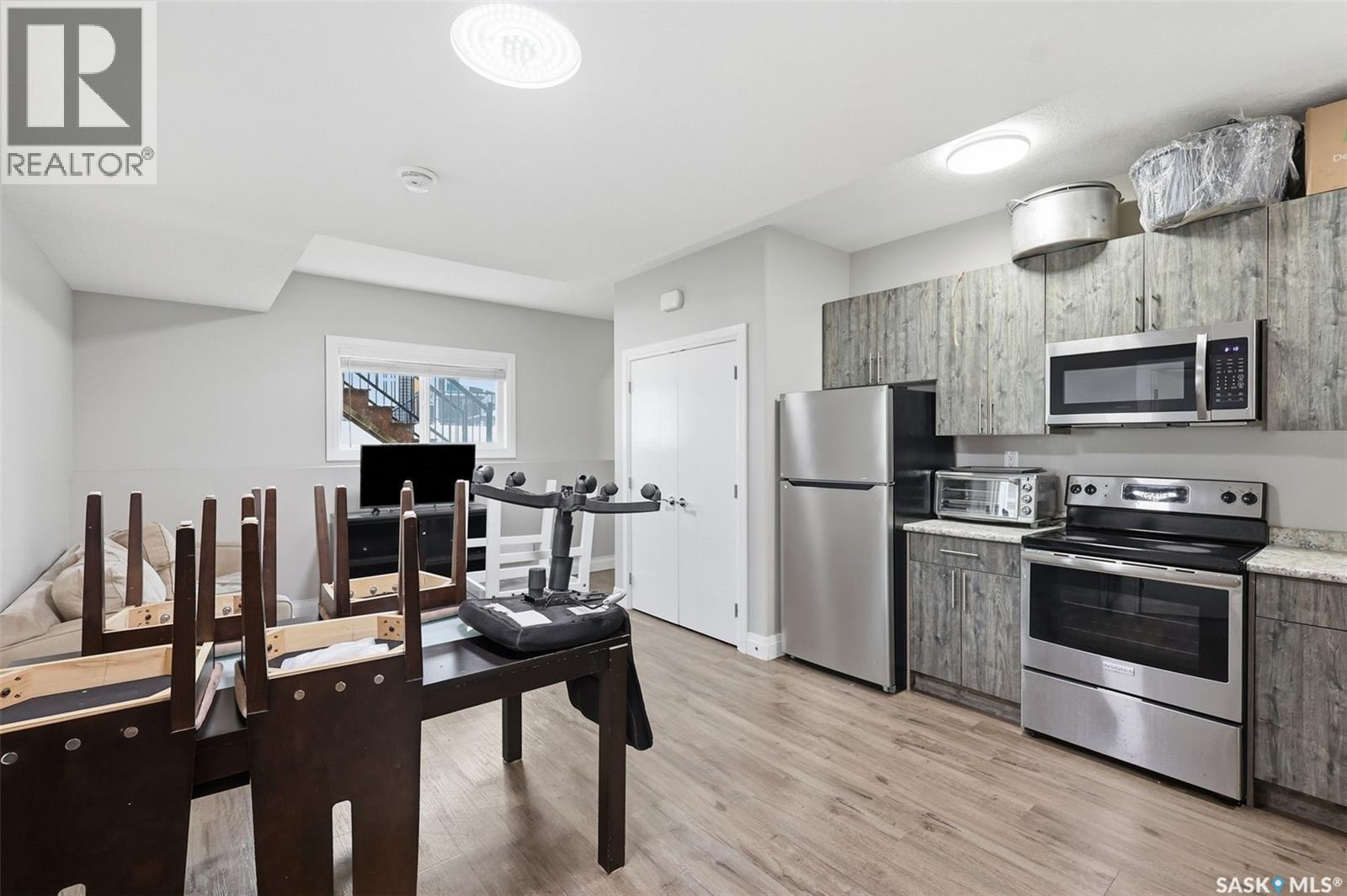 203 Burgess BAY - 26