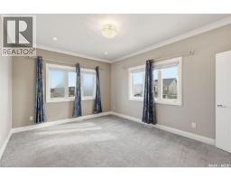4pc Bathroom - 203 Burgess Bay, Saskatoon, SK S7V0S3 Photo 15