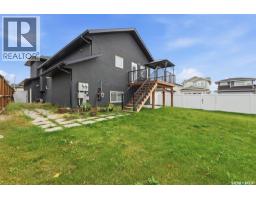 203 Burgess Bay, Saskatoon, SK S7V0S3 Photo 37