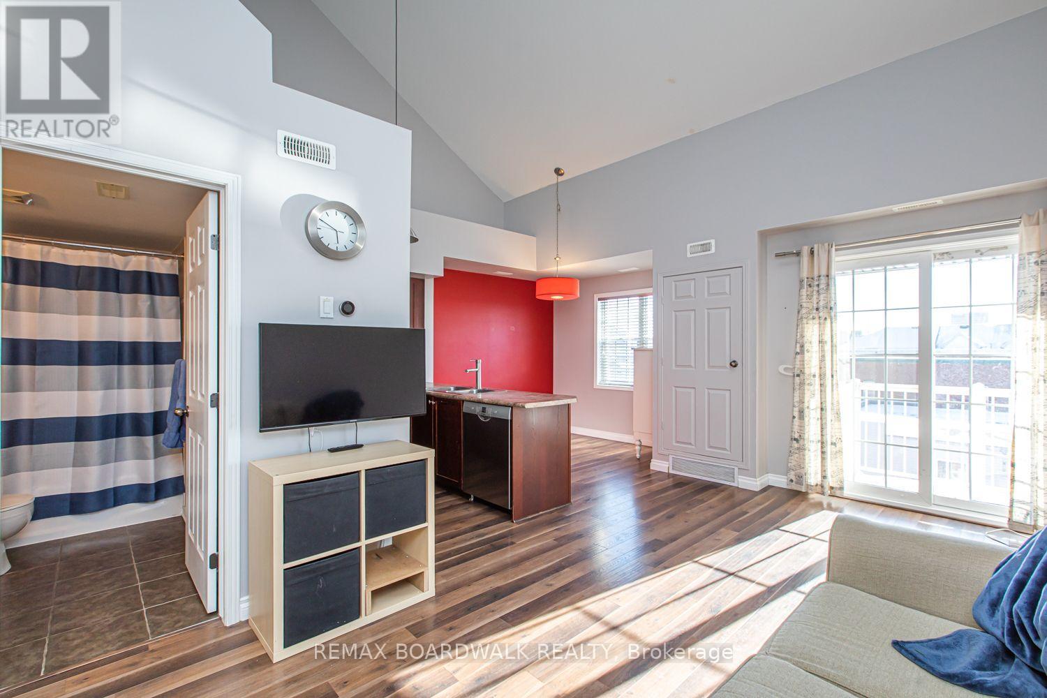 6 - 130 ROCHESTER STREET, Ottawa — photo 6