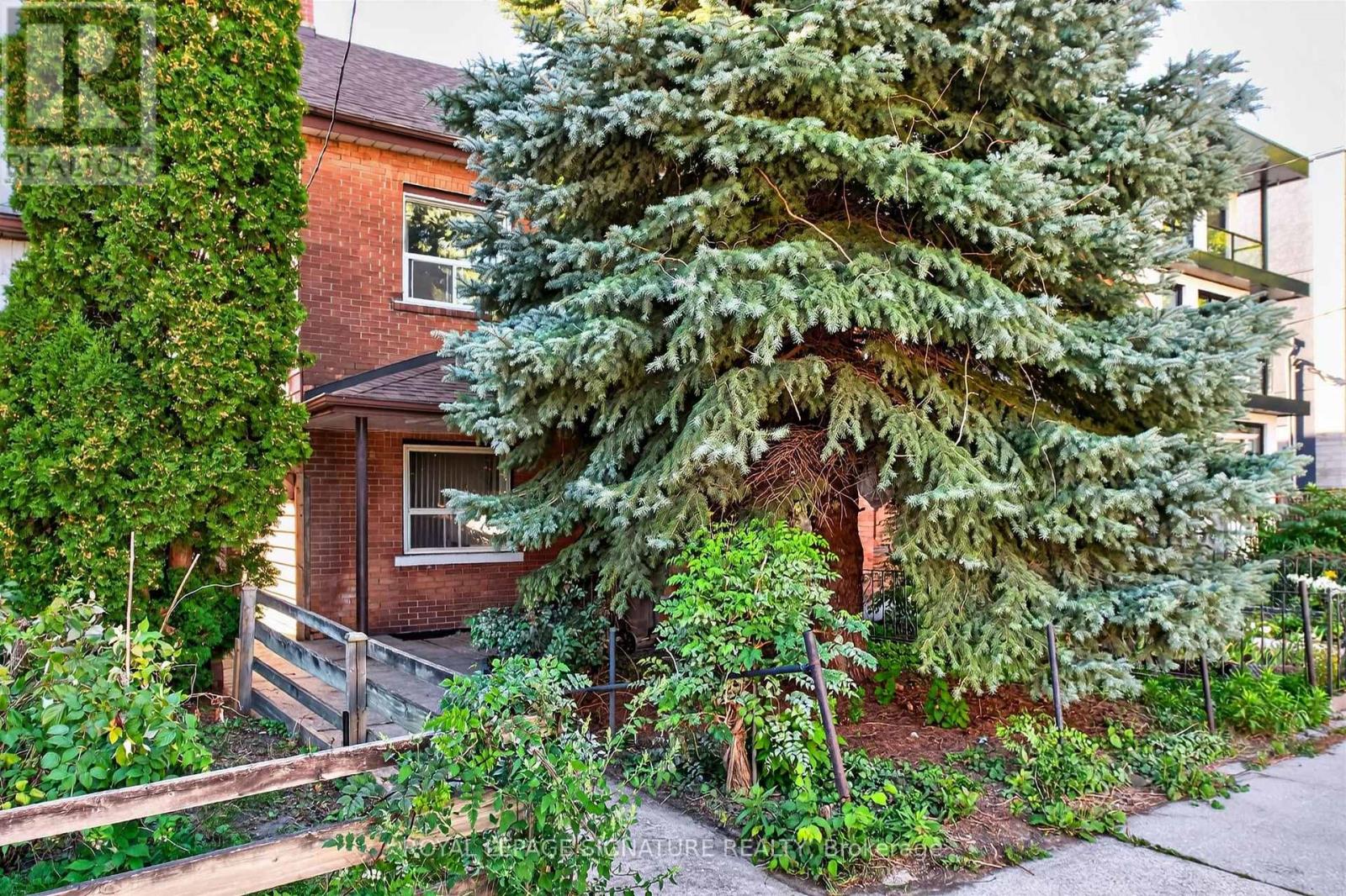 Photo of 212 Lippincott Street