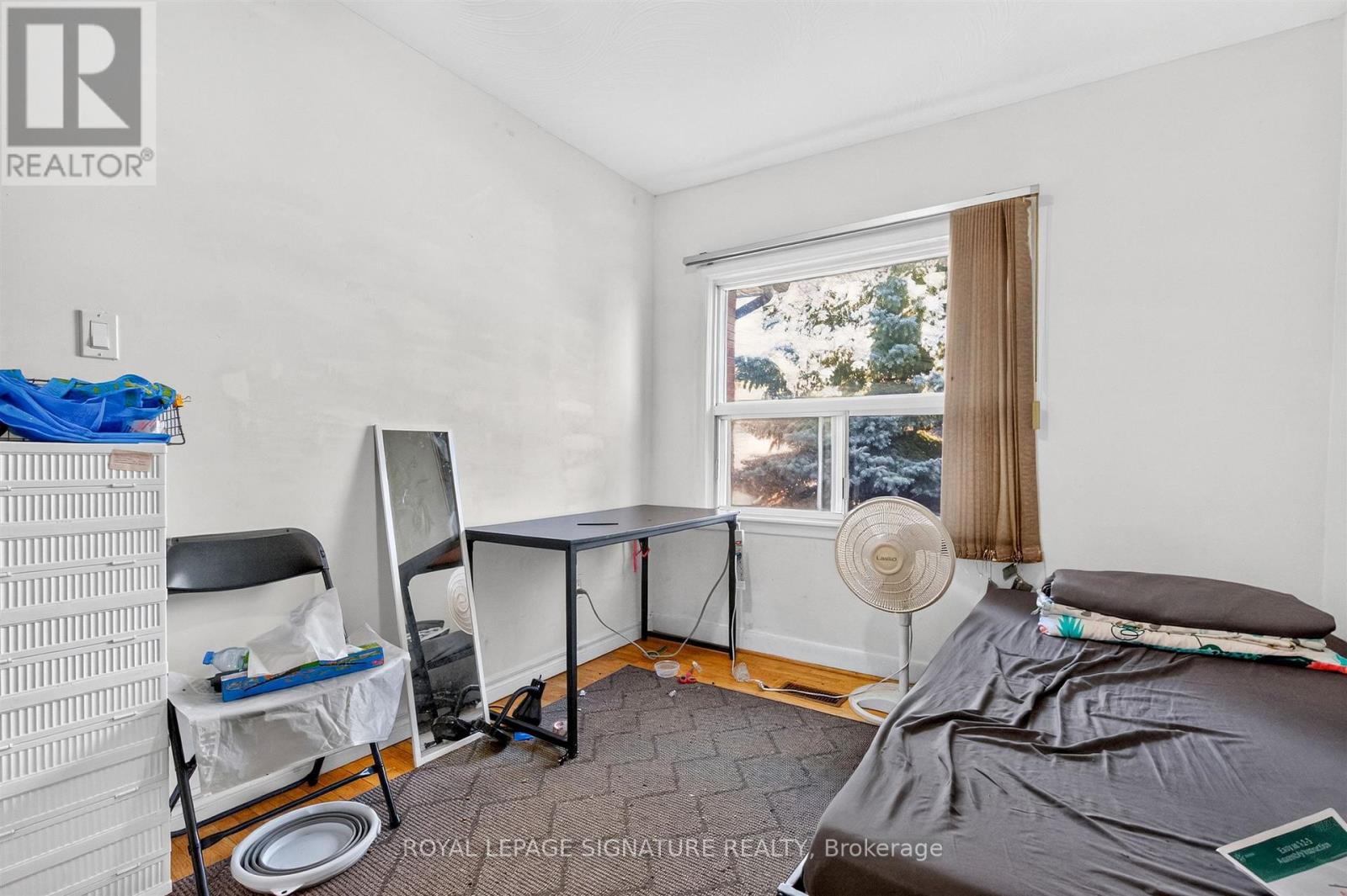 212 Lippincott Street, Toronto, ON photo 18