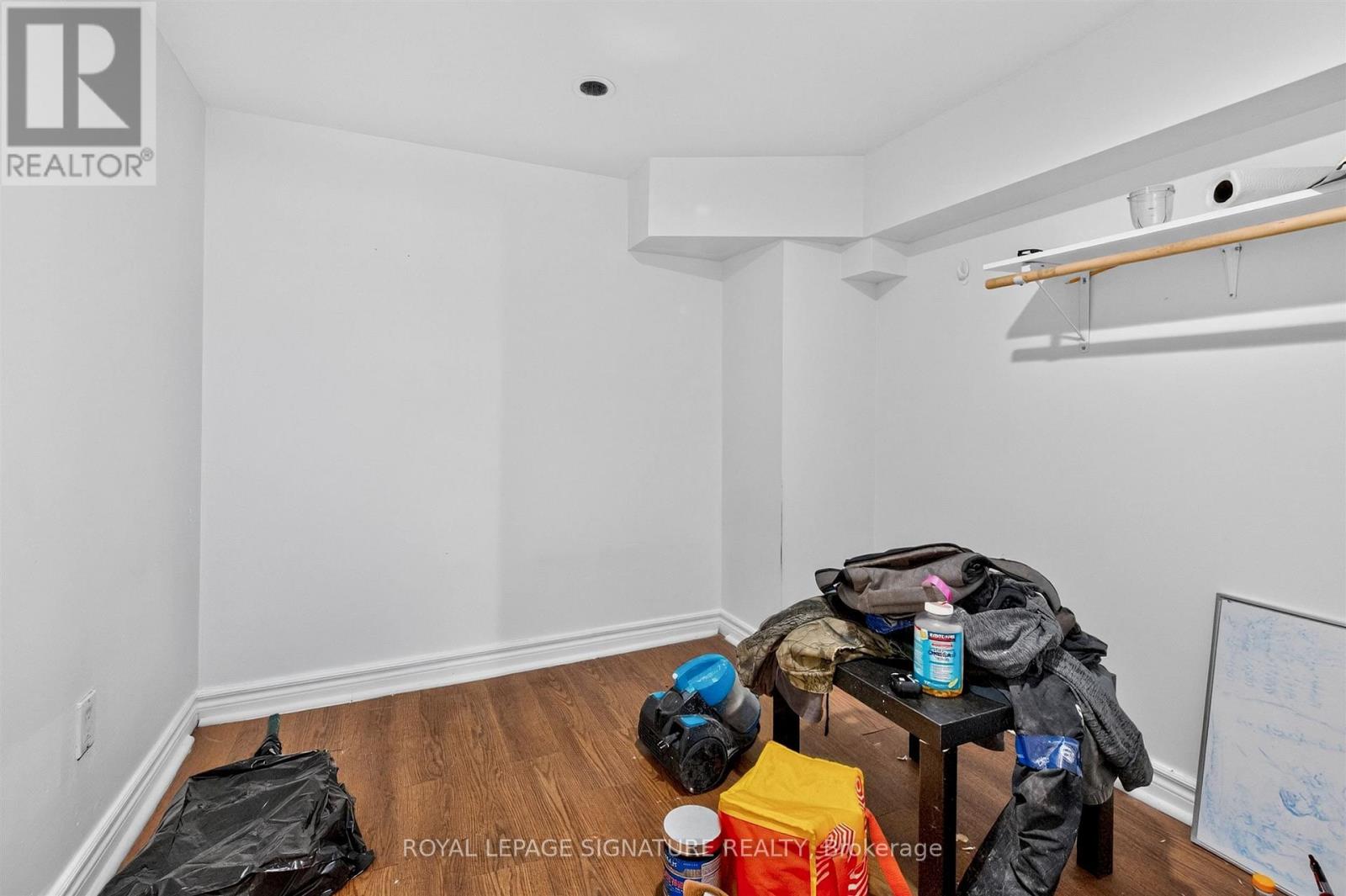 212 Lippincott Street, Toronto, ON photo 29