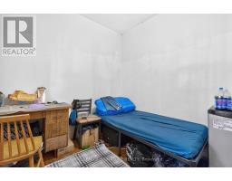 Den - 212 Lippincott Street, Toronto, ON M5S2P5 Photo 13