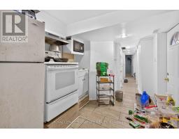 212 Lippincott Street, Toronto, ON M5S2P5 Photo 31