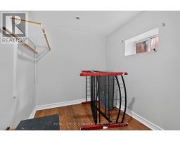 212 Lippincott Street, Toronto, ON M5S2P5 Photo 32
