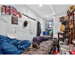212 Lippincott Street, Toronto, ON M5S2P5 Photo 36