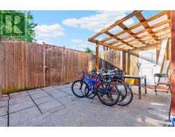 212 Lippincott Street, Toronto, ON M5S2P5 Photo 40