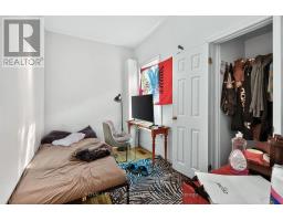 Kitchen - 212 Lippincott Street, Toronto, ON M5S2P5 Photo 9