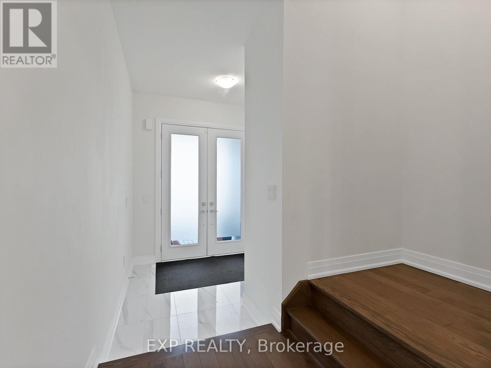 209 Vermont Avenue, Newmarket, ON photo 15
