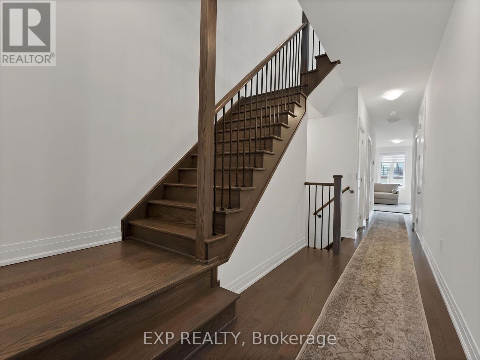 209 Vermont Avenue, Newmarket, ON photo 16