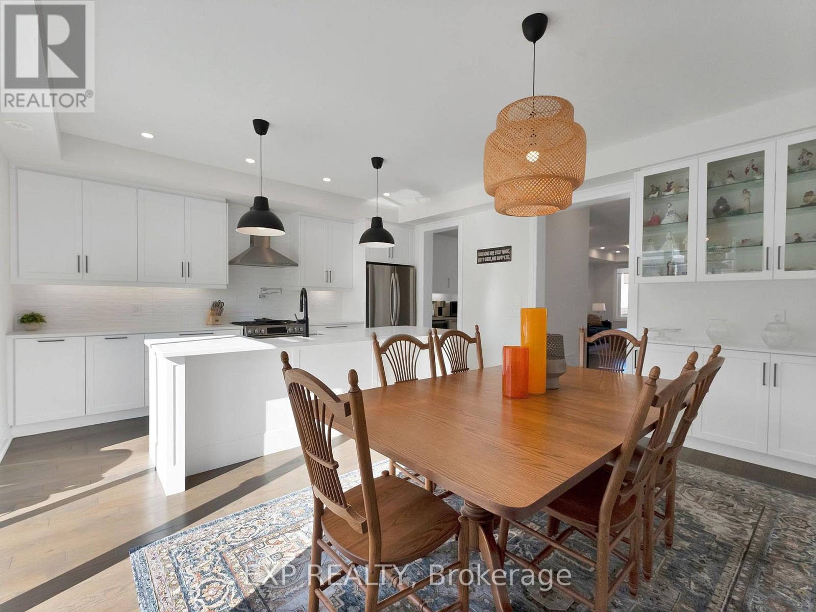 209 Vermont Avenue, Newmarket, ON photo 29