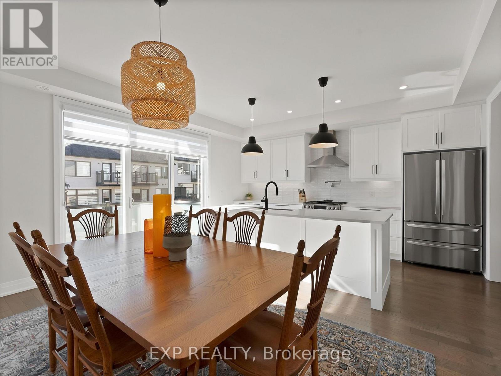 209 Vermont Avenue, Newmarket, ON photo 30