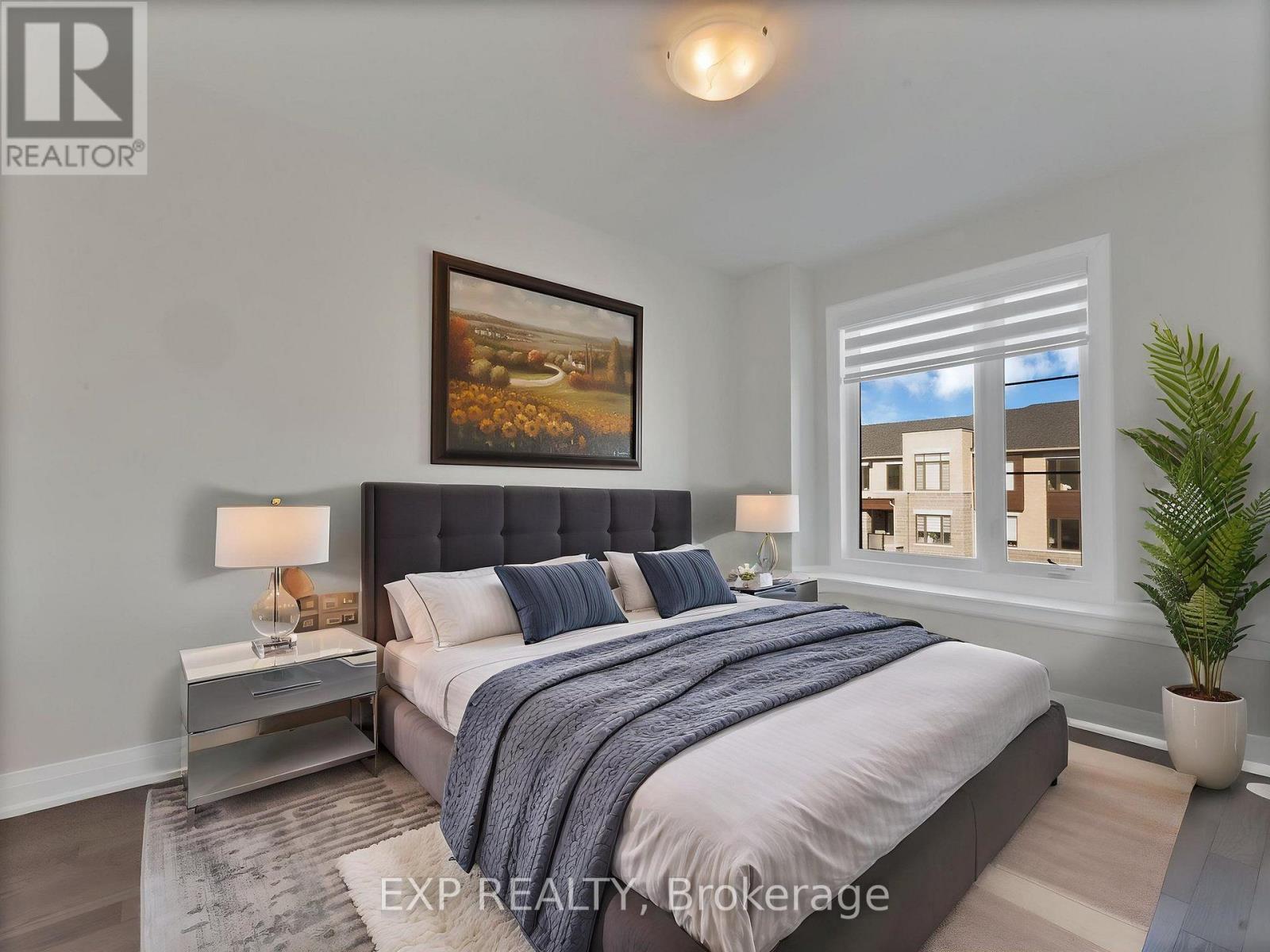 209 Vermont Avenue, Newmarket, ON photo 37