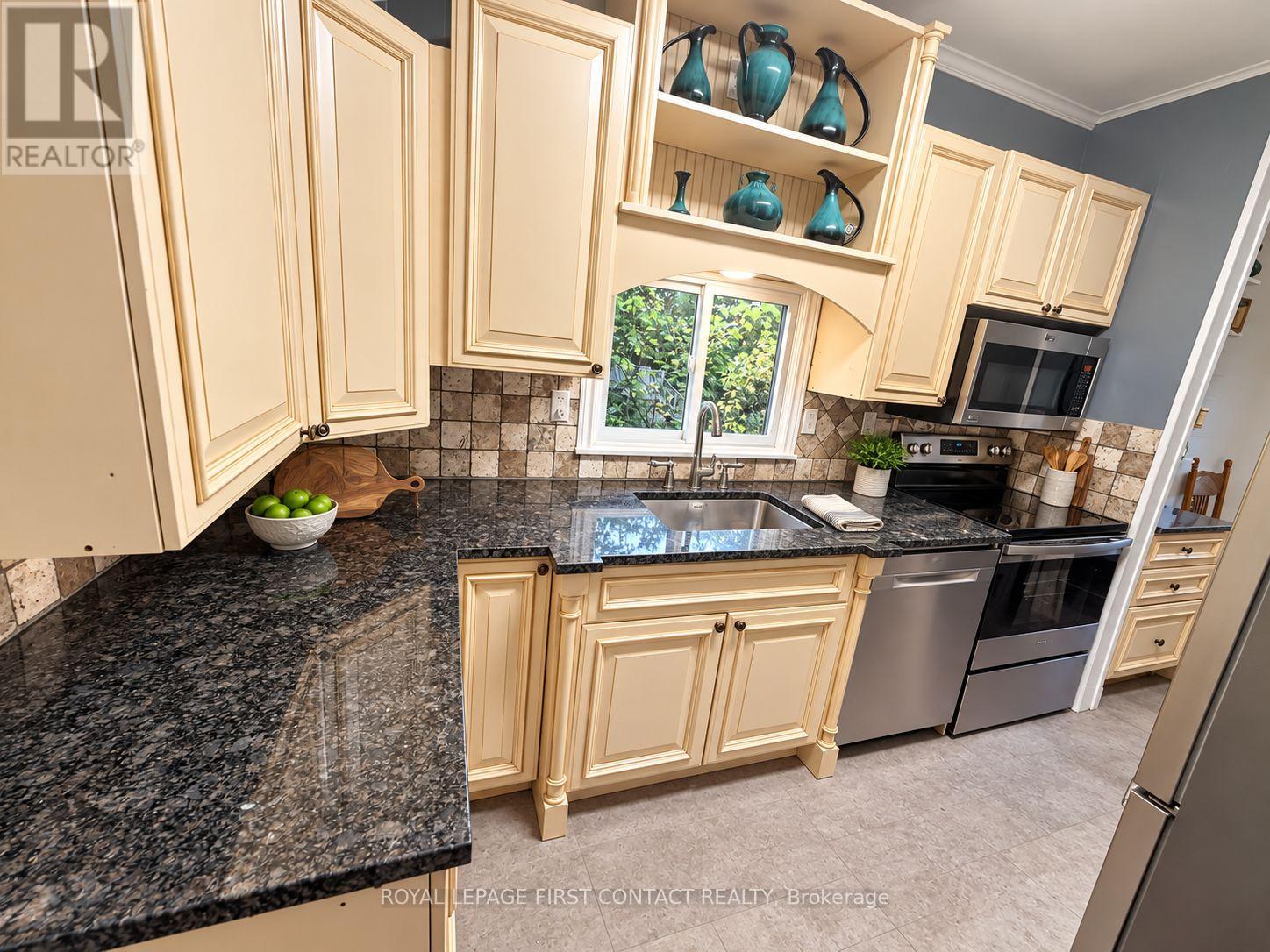 235 SUNNIDALE ROAD S - 14