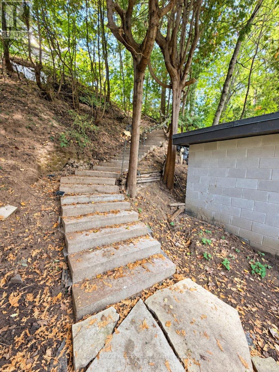 235 SUNNIDALE ROAD S - 6
