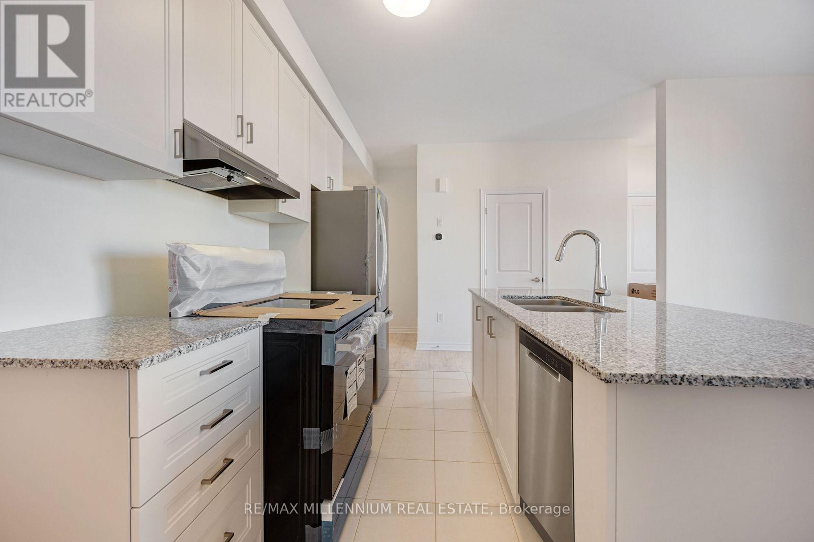 10 Thornbird Crescent — photo 14