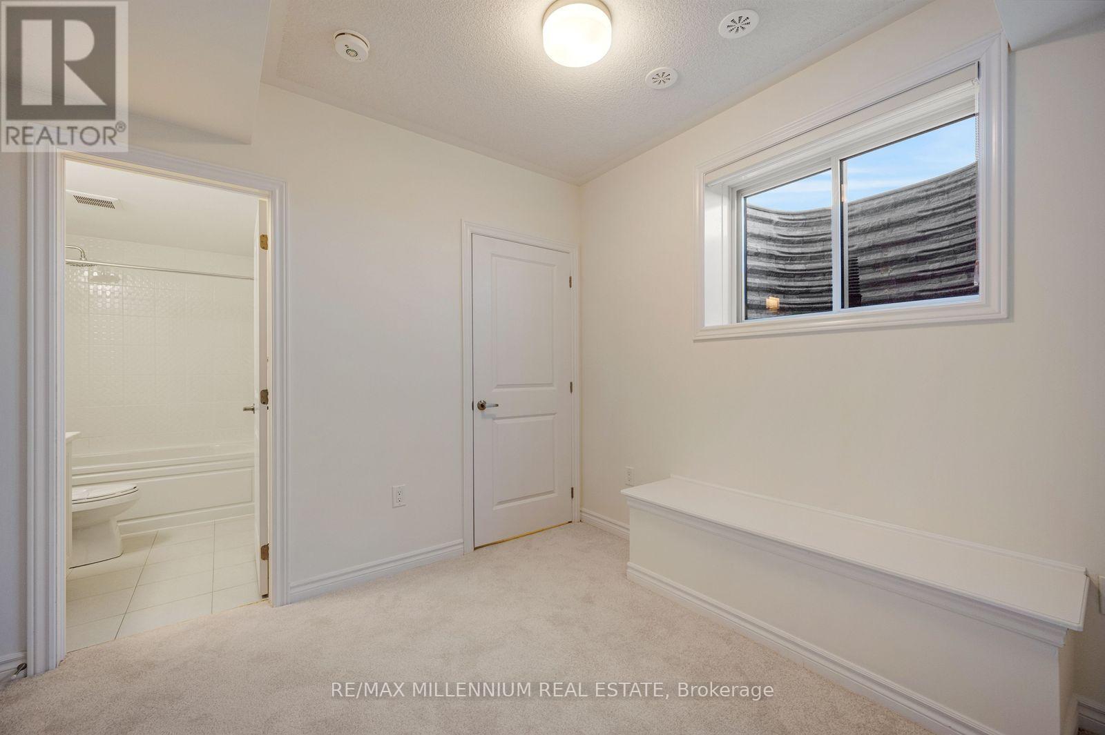 10 Thornbird Crescent — photo 21