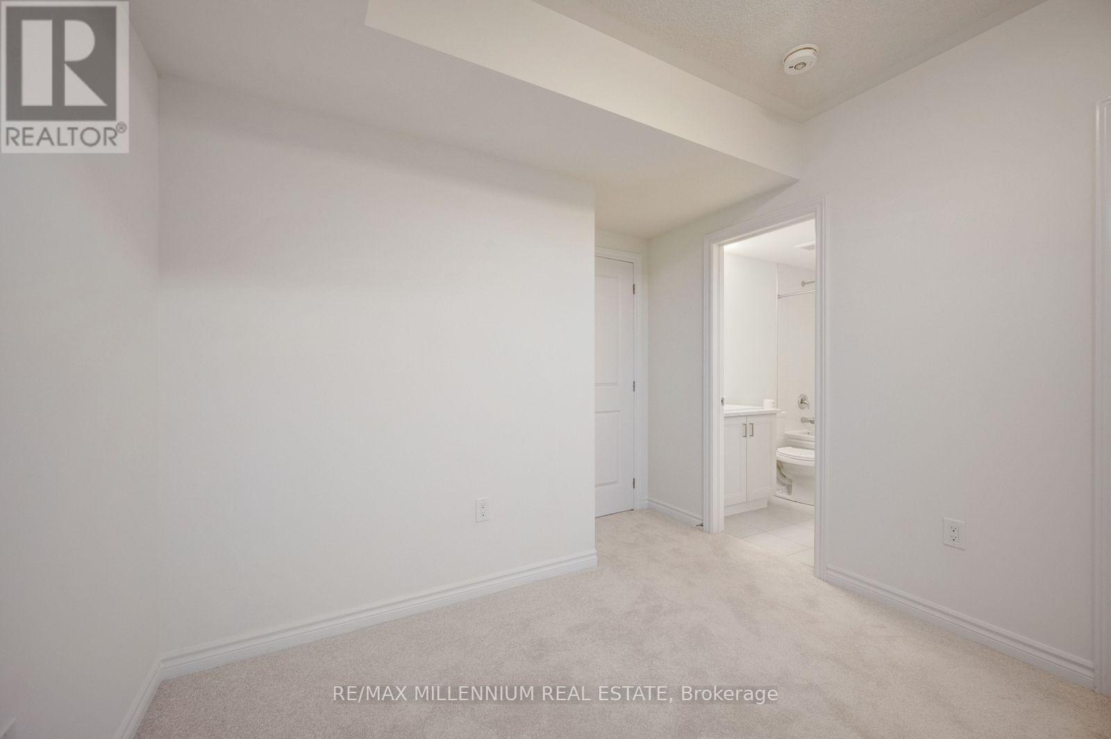 10 Thornbird Crescent — photo 22