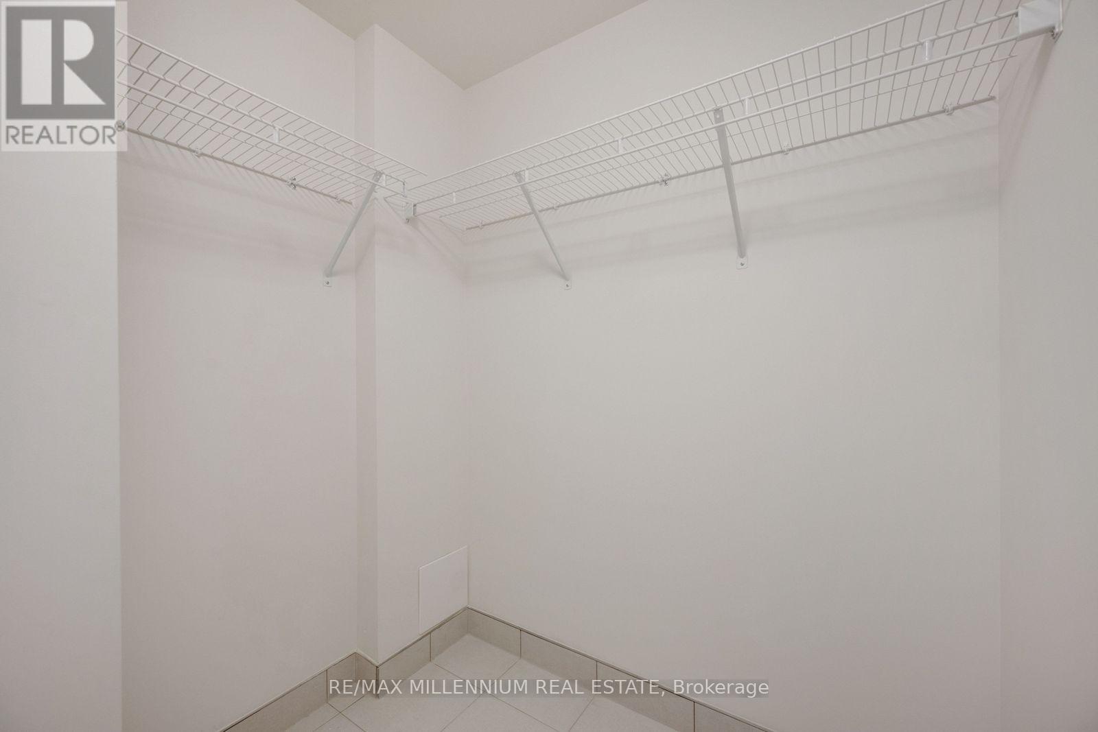 10 Thornbird Crescent — photo 29