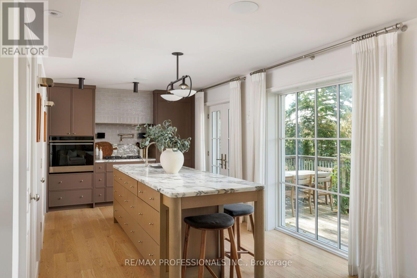 8 Glenn Murray Drive, Toronto, ON photo 1