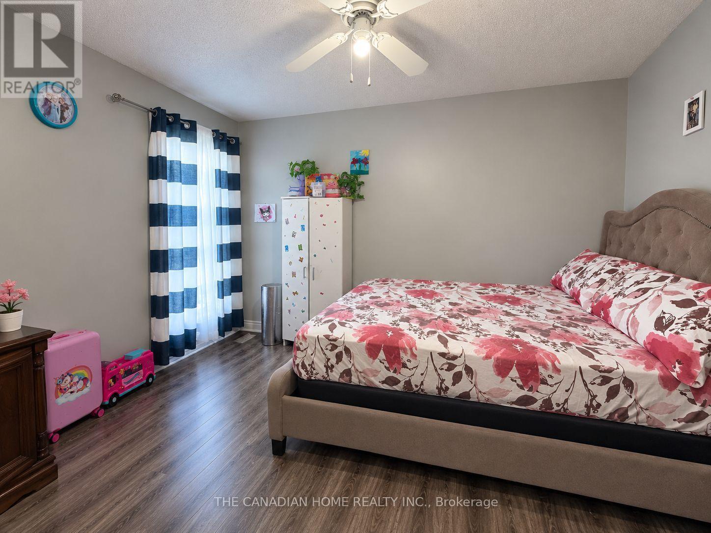 15 HINCHLEY WOOD GROVE, Brampton (Brampton North) — photo 6