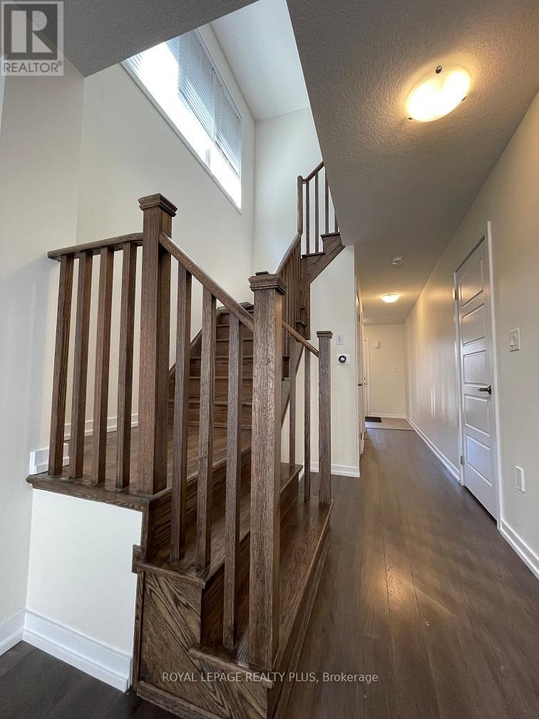 12 PAGEBROOK CRESCENT, Hamilton (Stoney Creek Mountain) — photo 3